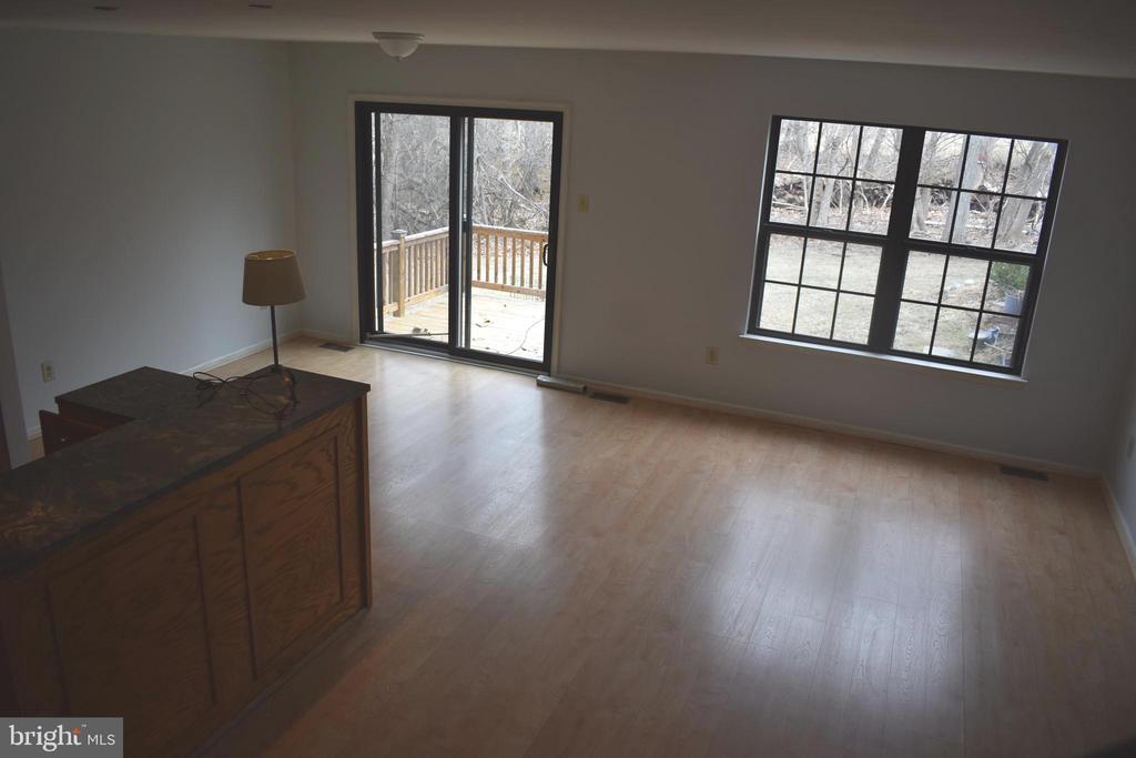 13 HOLLY CT
