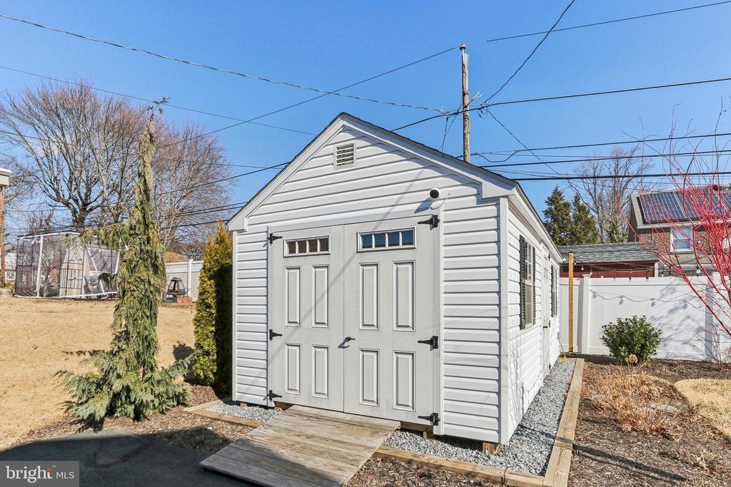 17 Lanfair Rd