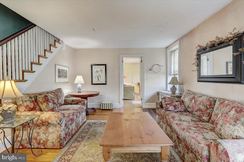 1525 Limekiln Pike
