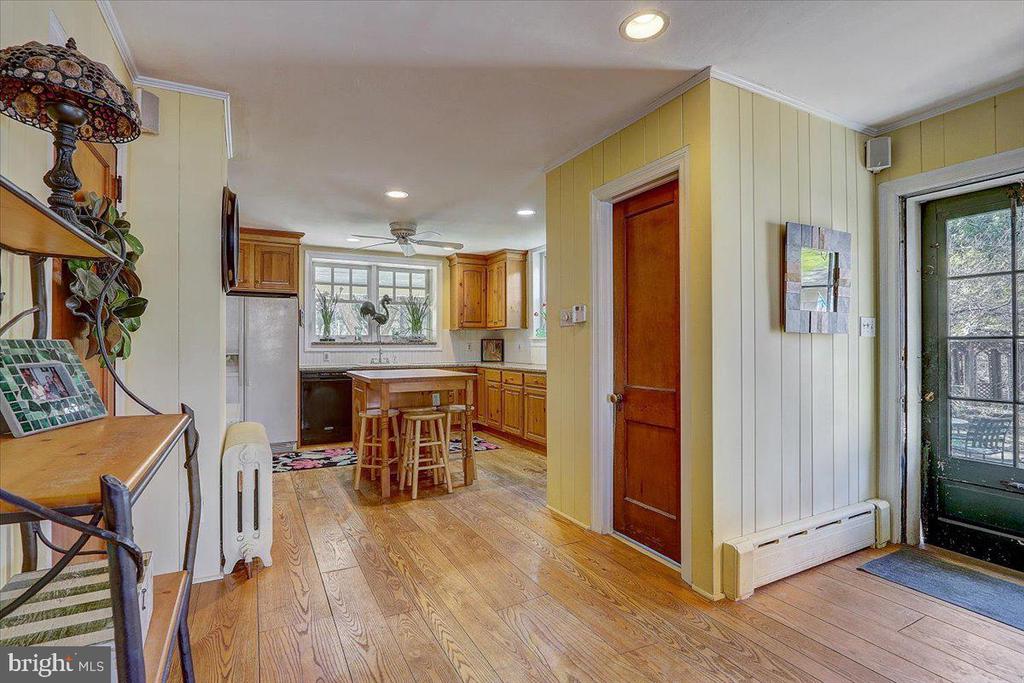 1525 Limekiln Pike
