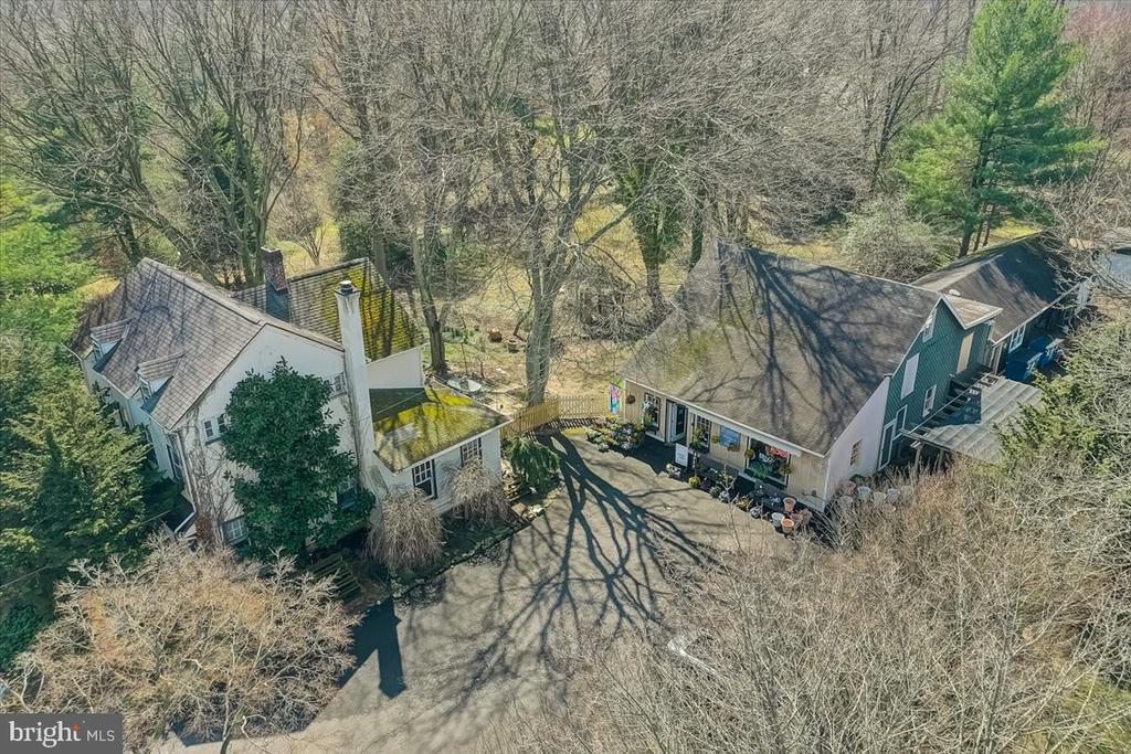 1525 Limekiln Pike