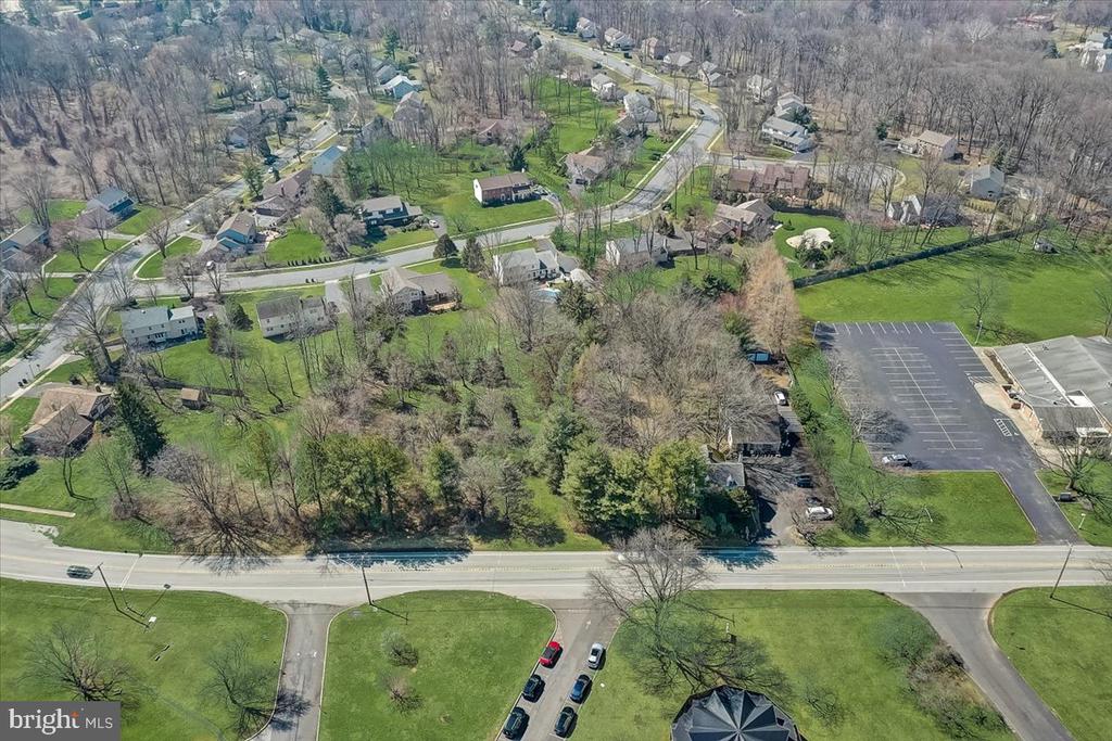 1525 Limekiln Pike