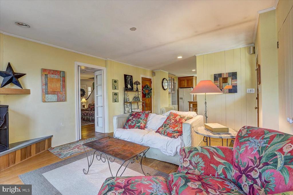 1525 Limekiln Pike