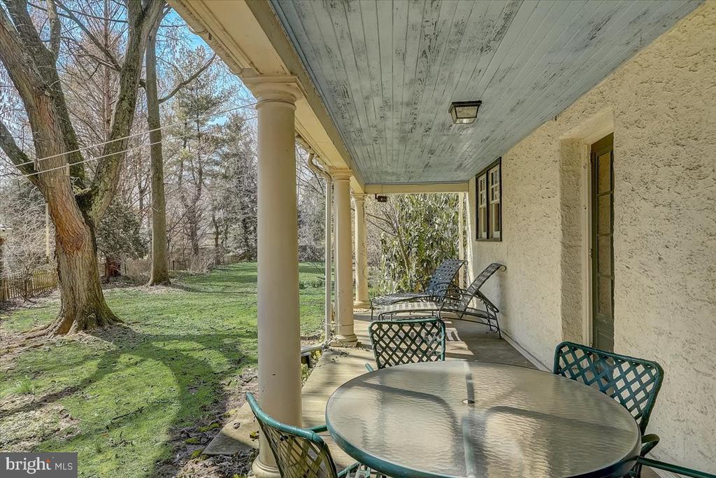1525 Limekiln Pike