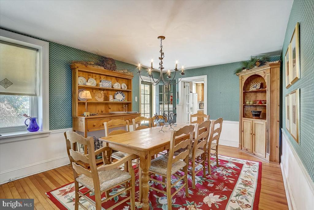 1525 Limekiln Pike