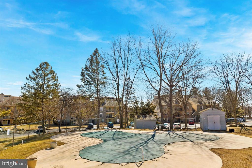 424 Stony Way #424