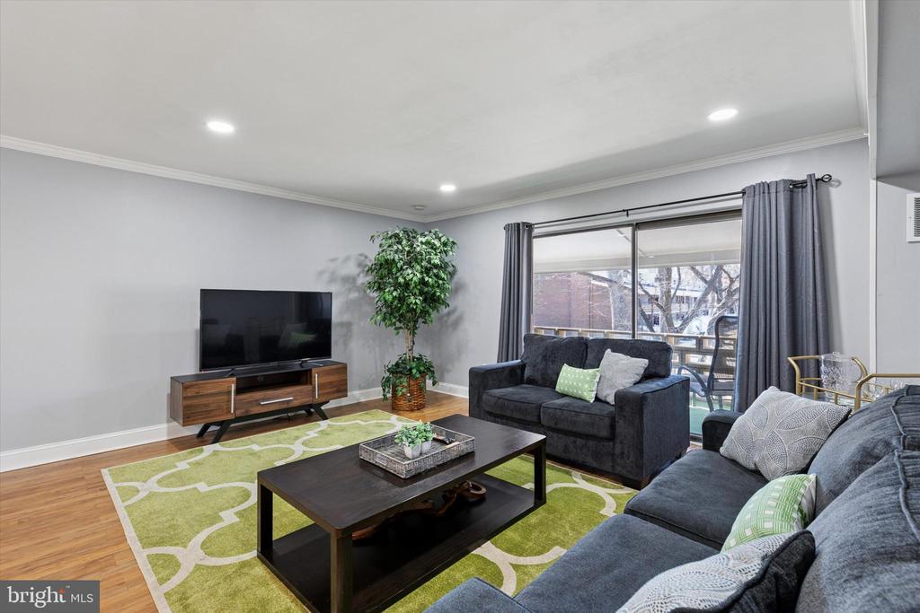 424 Stony Way #424