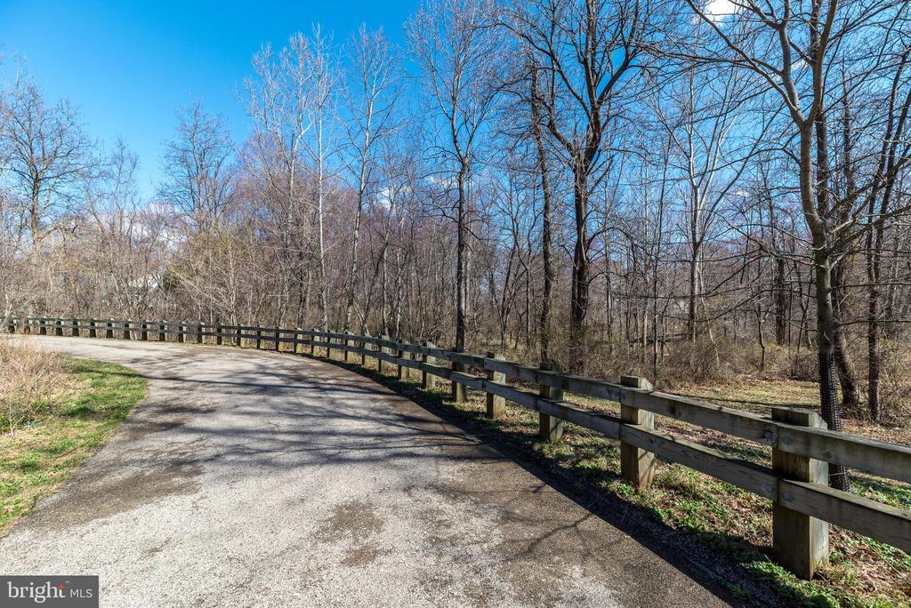 1443 Wynnemoor Way