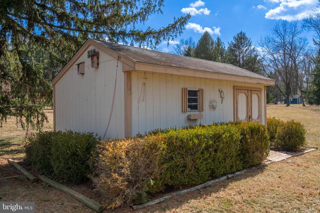 3214 Stump Hall Rd