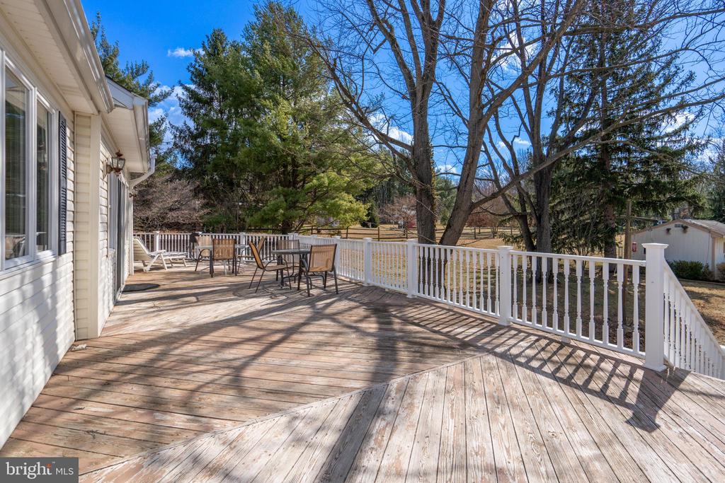 3214 Stump Hall Rd