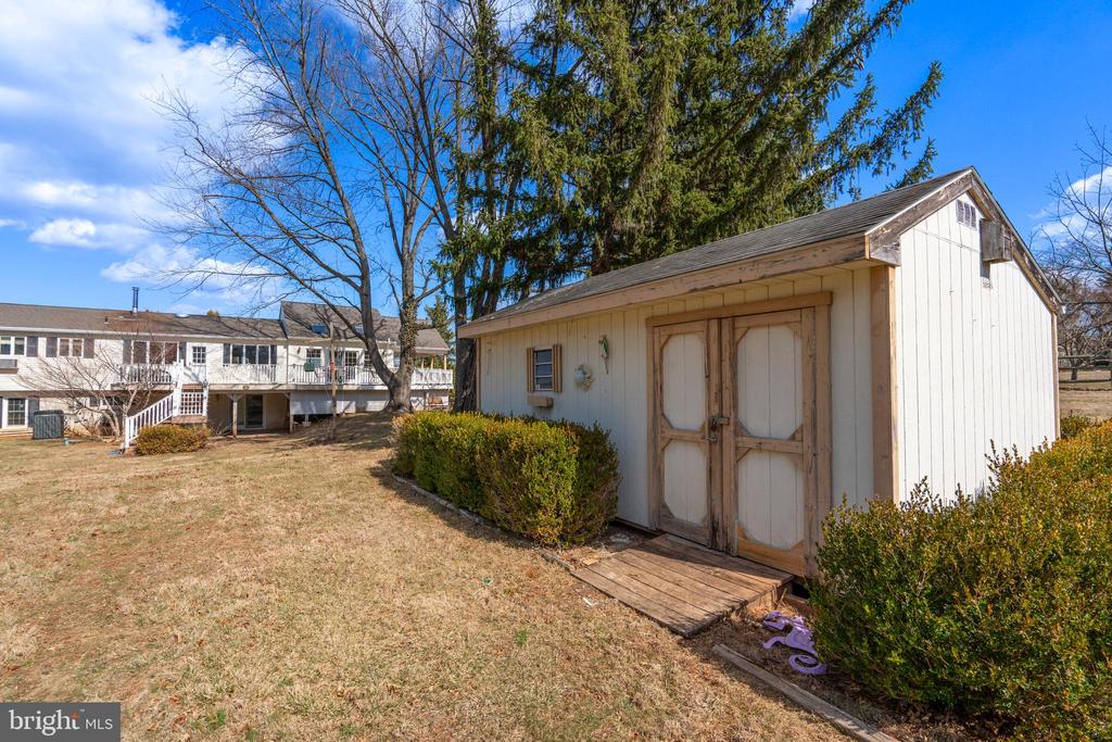 3214 Stump Hall Rd