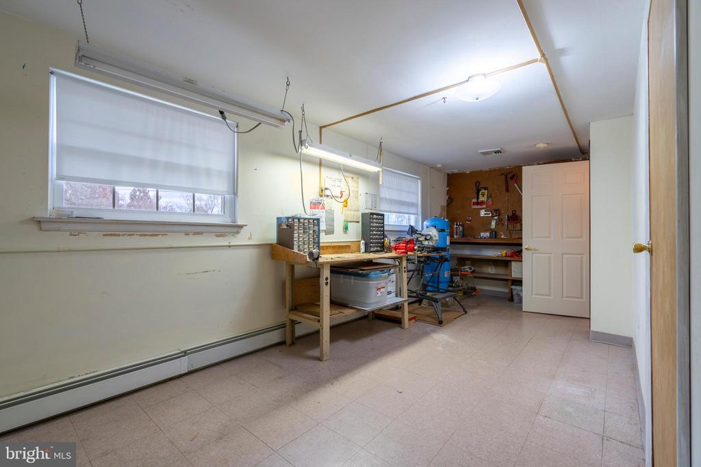 3214 Stump Hall Rd