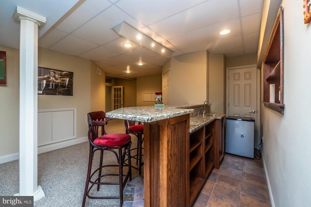 1537 Foxbury Rd