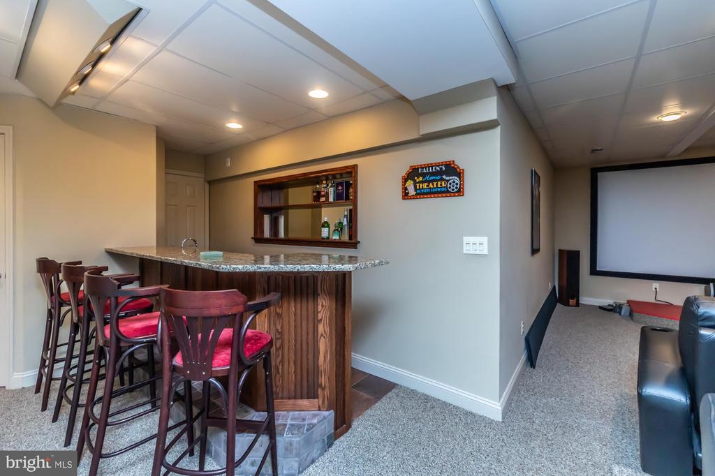 1537 Foxbury Rd
