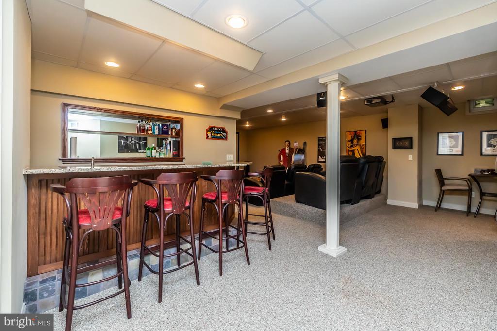 1537 Foxbury Rd