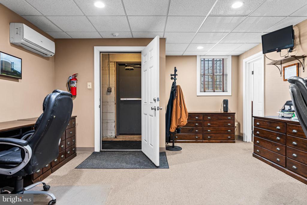 2226 Maplewood Ave