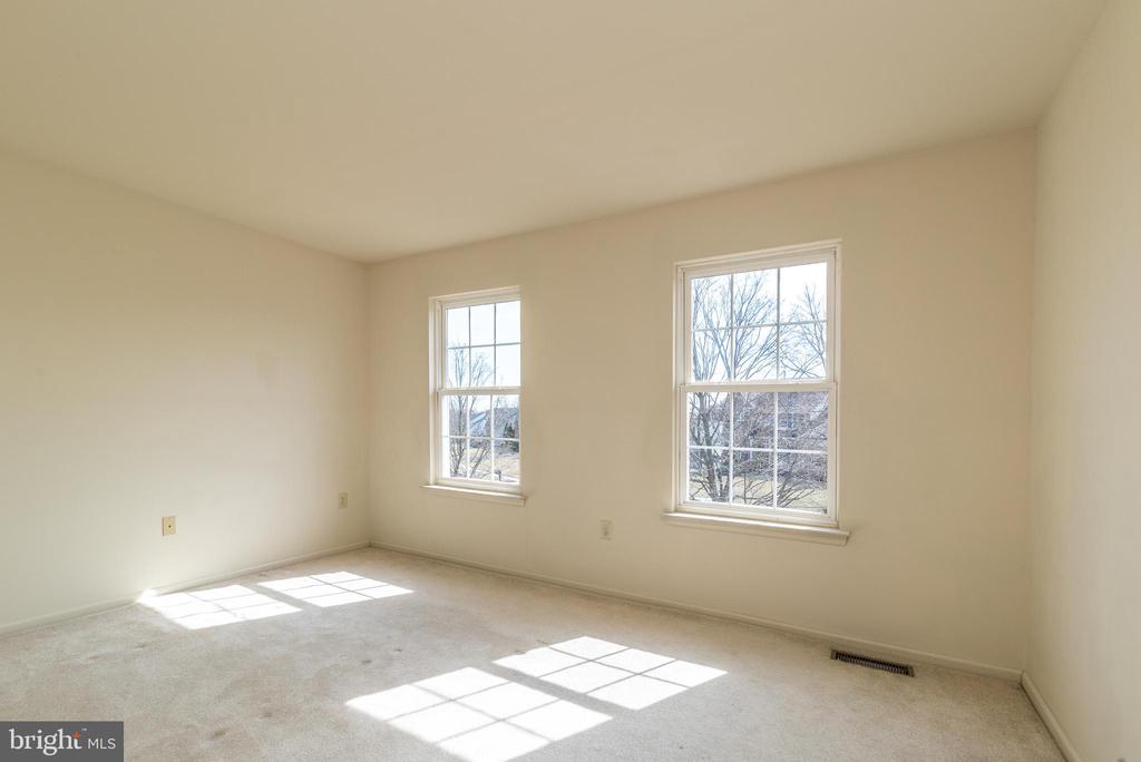 222 Tudor Dr