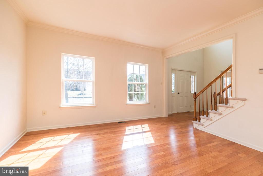 222 Tudor Dr