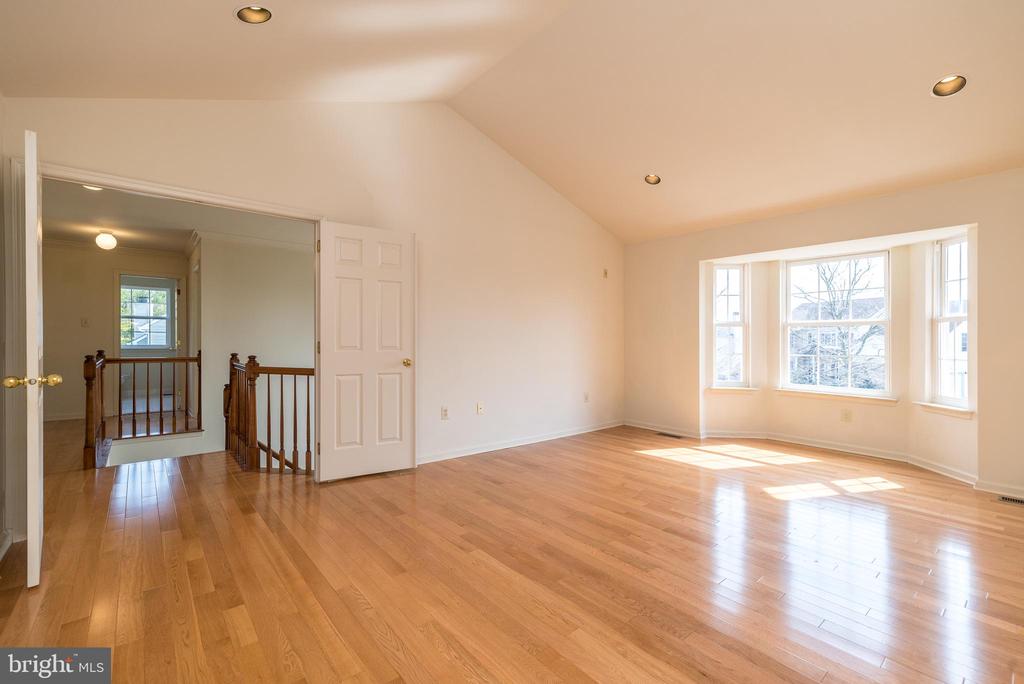 222 Tudor Dr
