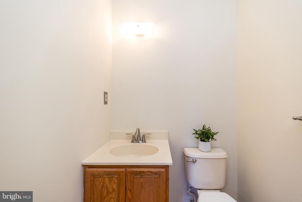 222 Tudor Dr