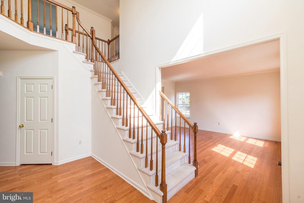 222 Tudor Dr