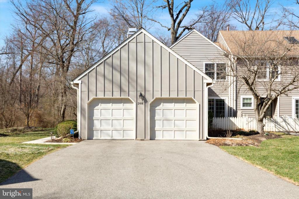 268 Tulip Tree Ct