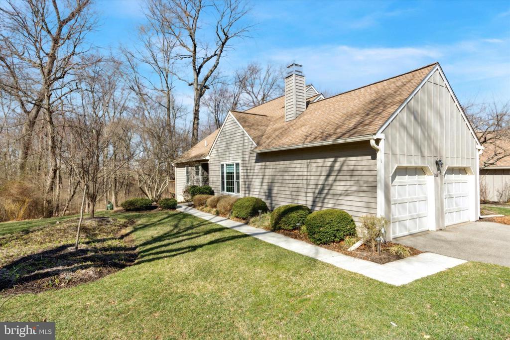 268 Tulip Tree Ct