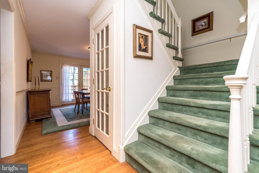 255 Towyn Ct