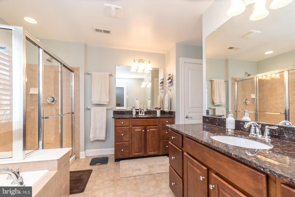 213 Bishop Dr