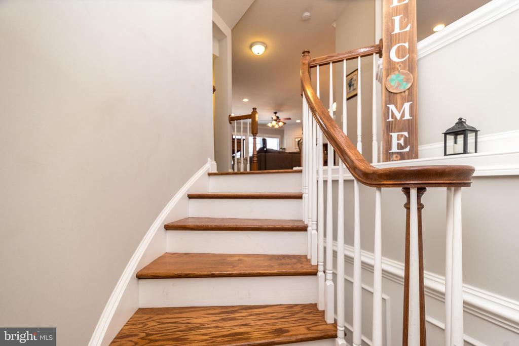 213 Bishop Dr