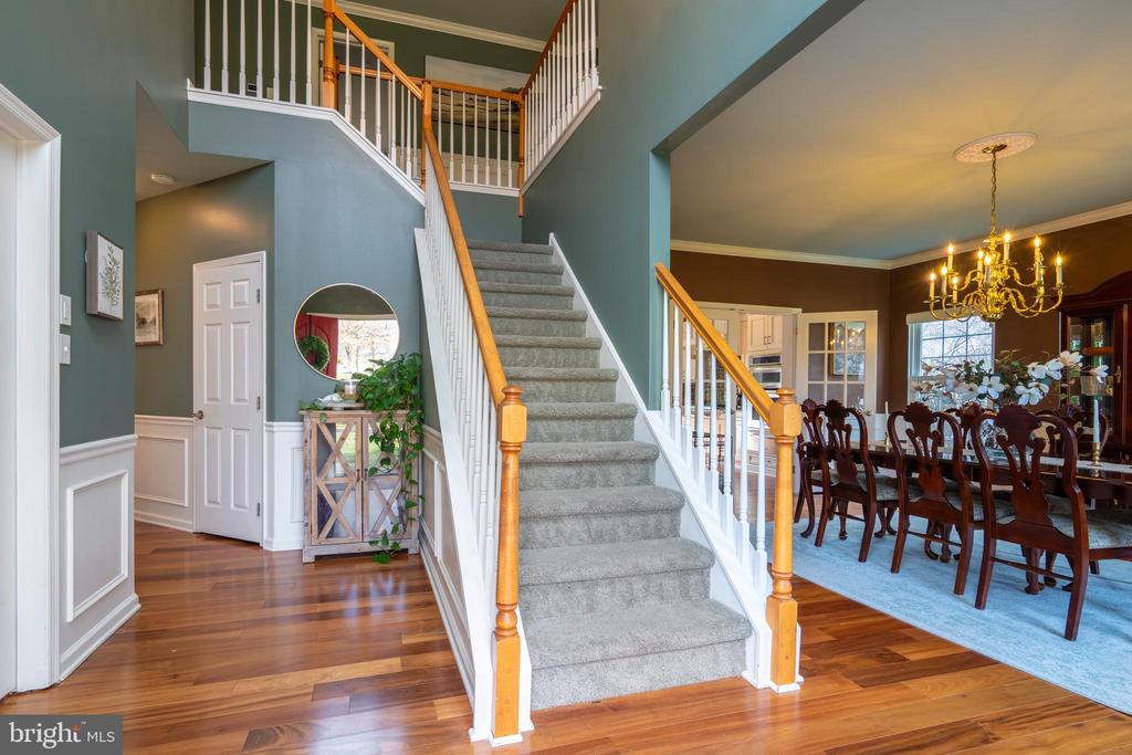 100 Copper Leaf Cir