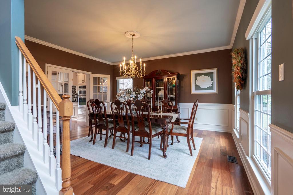 100 Copper Leaf Cir