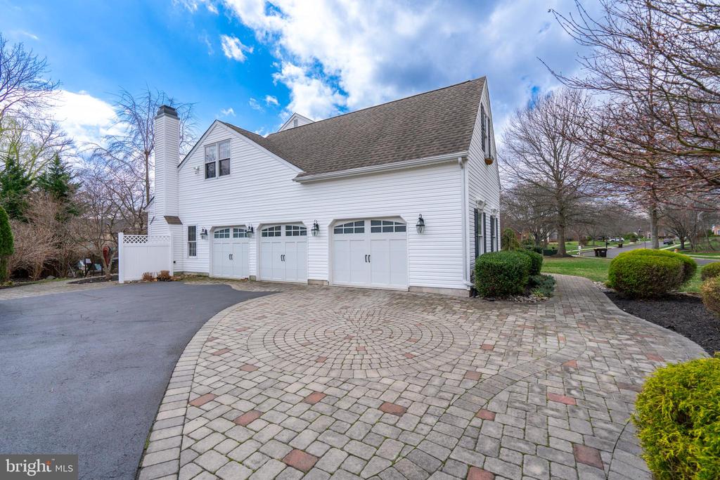 100 Copper Leaf Cir