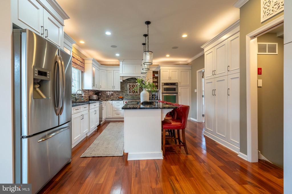 100 Copper Leaf Cir