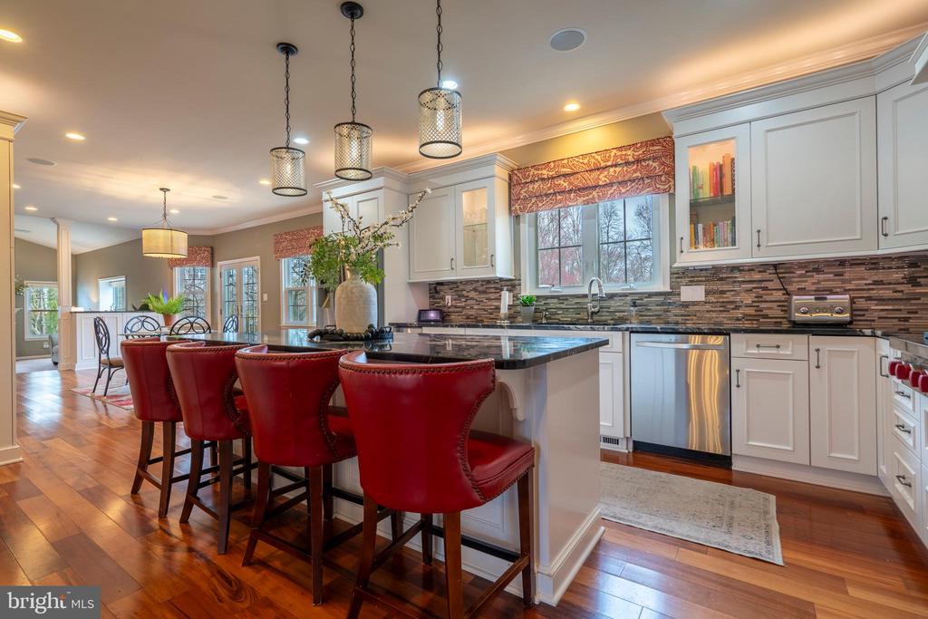 100 Copper Leaf Cir