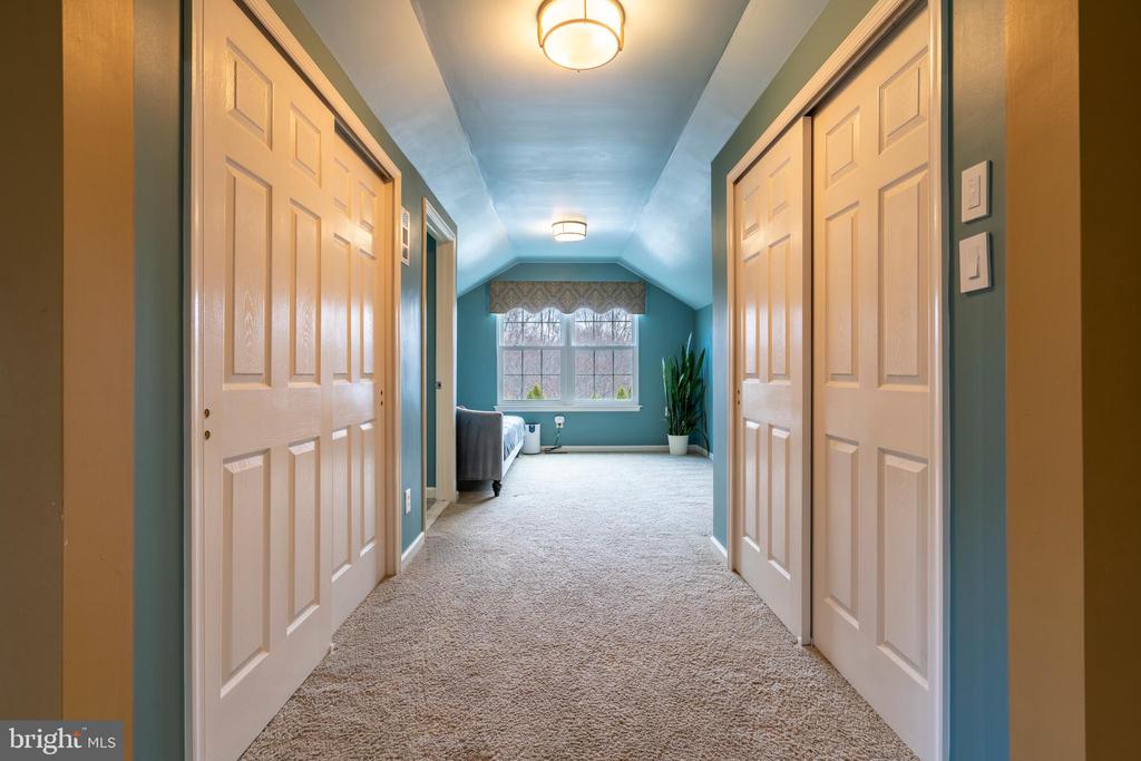 100 Copper Leaf Cir