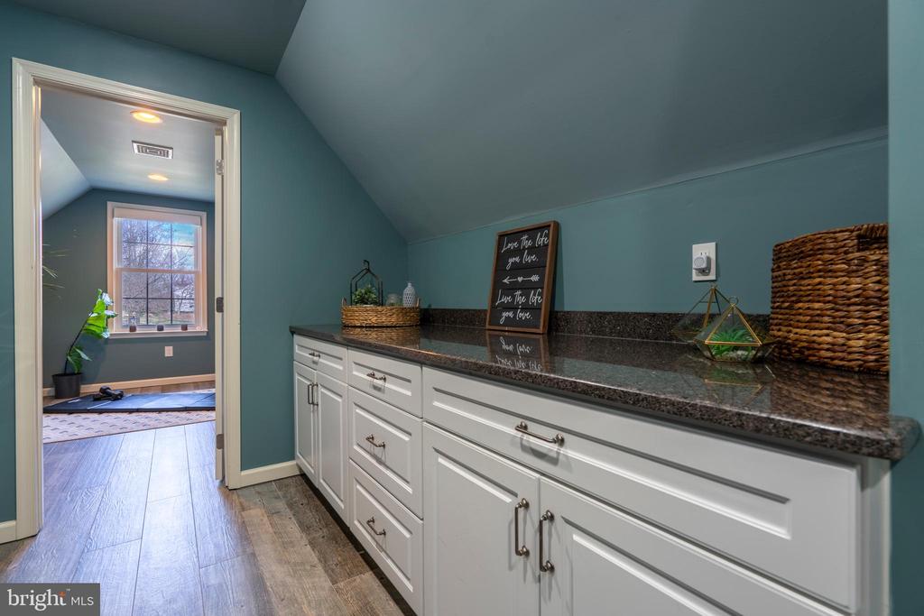 100 Copper Leaf Cir