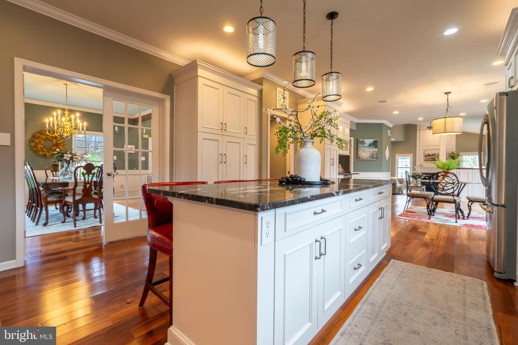 100 Copper Leaf Cir