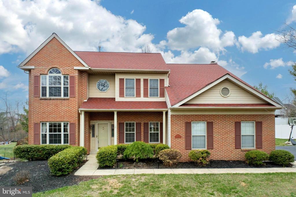 103 Blue Jay Way