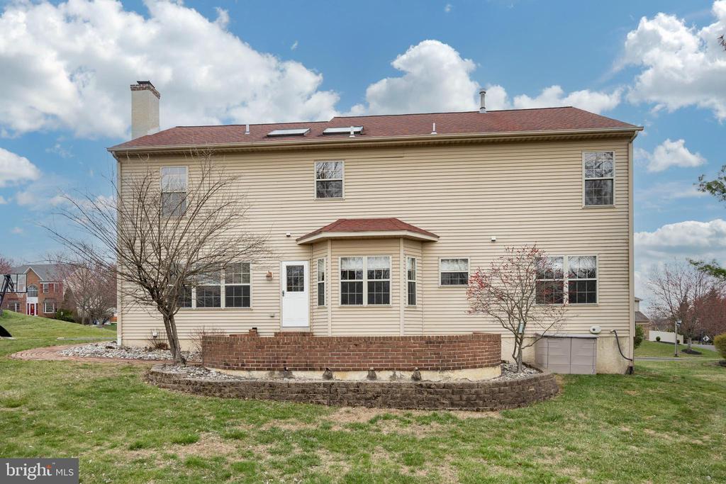 103 Blue Jay Way