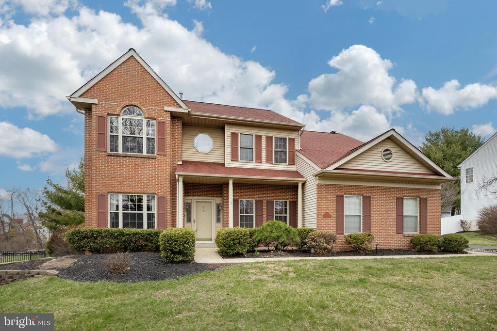 103 Blue Jay Way