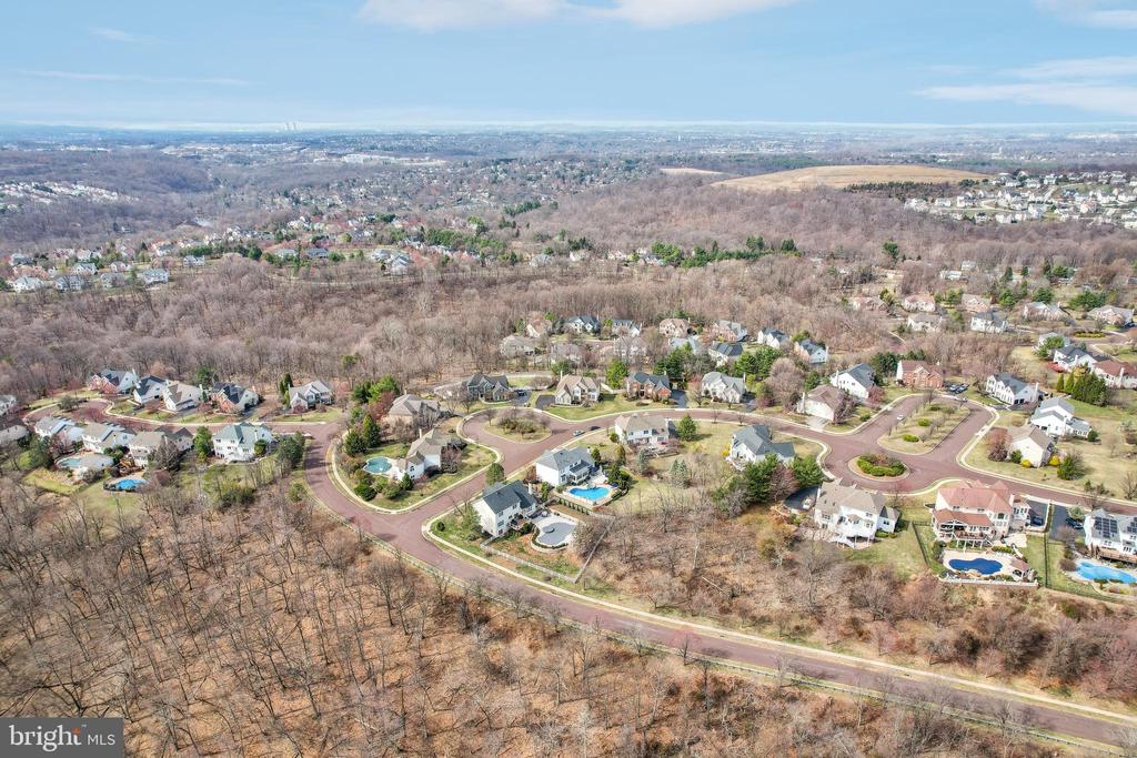 1702 Osprey Dr