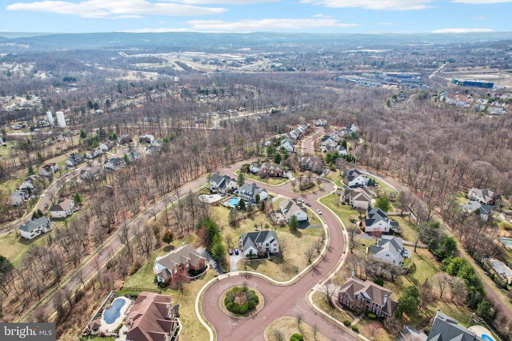 1702 Osprey Dr