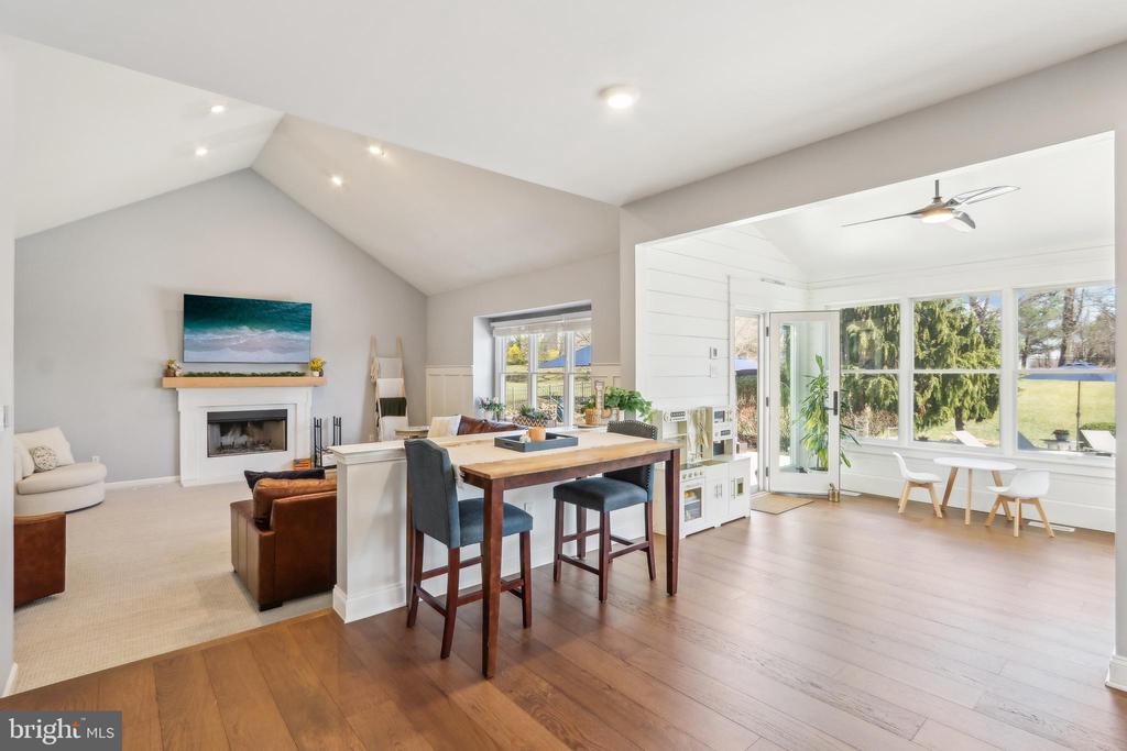 1702 Osprey Dr
