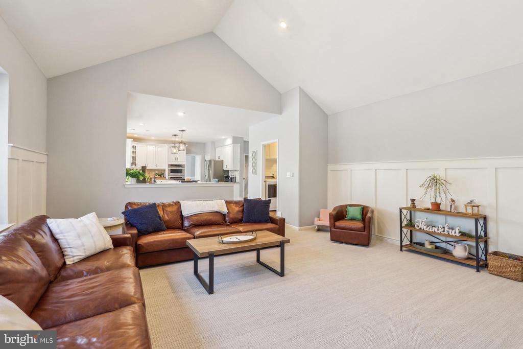 1702 Osprey Dr