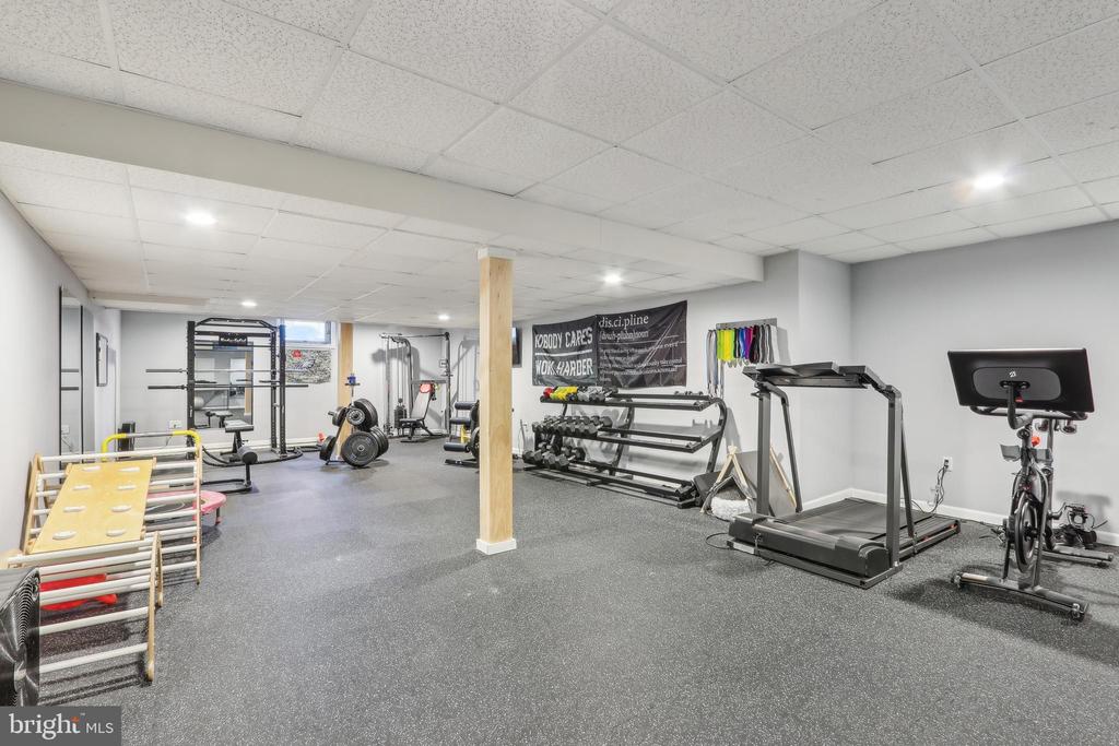 1702 Osprey Dr