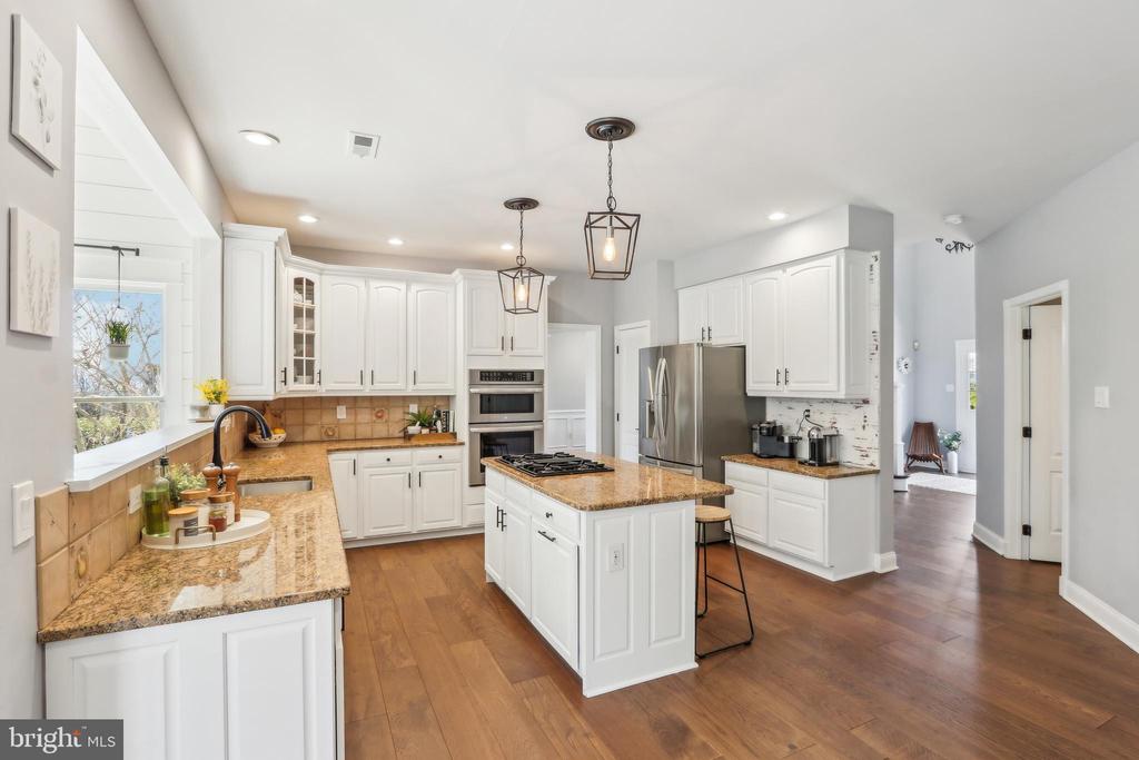 1702 Osprey Dr