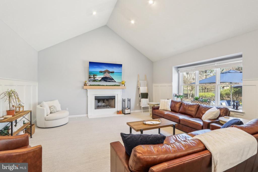 1702 Osprey Dr