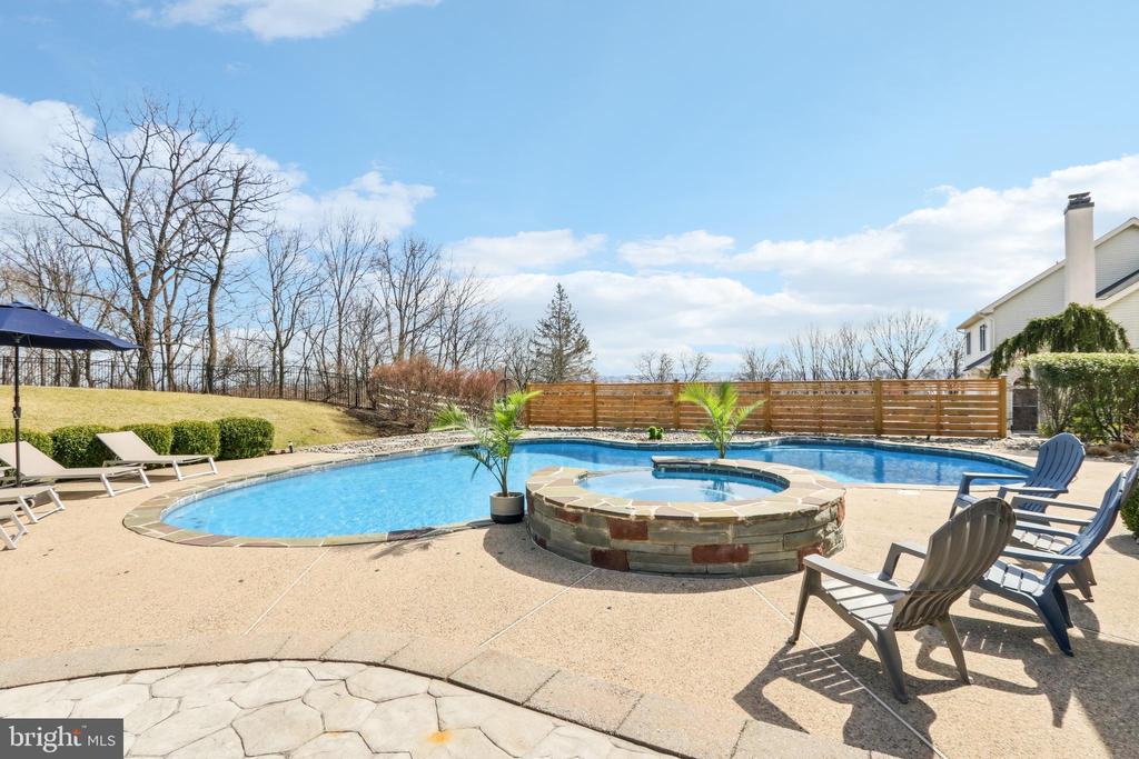 1702 Osprey Dr