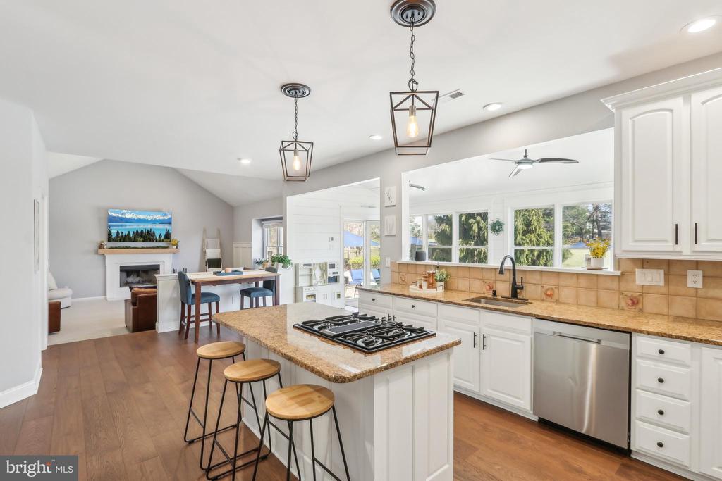 1702 Osprey Dr
